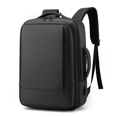 Antisplash Travel Backpack & USB Charging Port