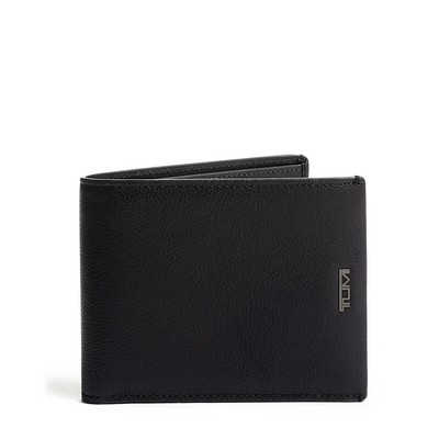 Tumi™ Nassau Black Texture Global Removable Passcase