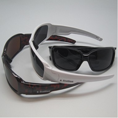 Stylish Sunglasses (100% UV Protection) - Mens