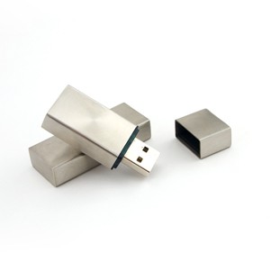 2GB Metal 700 Series