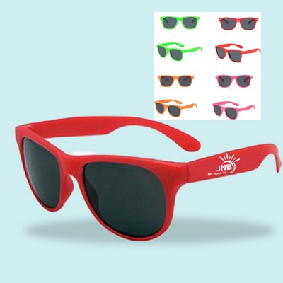 Timeless Classic Solid Color Sunglasses