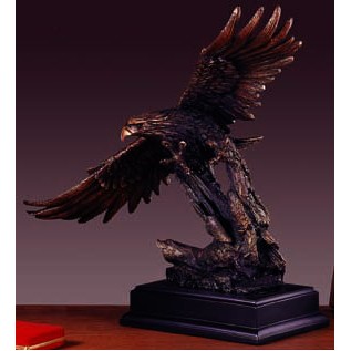 Eagle Trophy (16½"x15½")