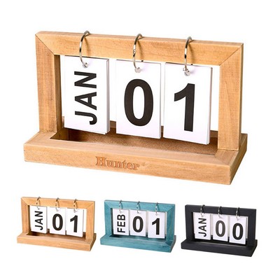 Minimalist wooden calendar