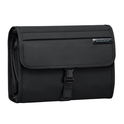 Briggs & Riley™ Baseline Deluxe Toiletry Bag (Black)