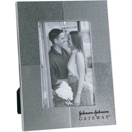 2 Tone Style Metal Picture Frame in Silver/Gray for 4"x6" Pictures