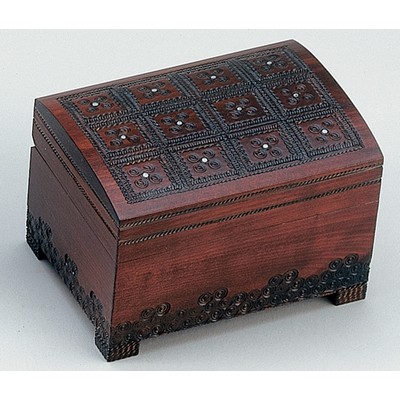 Wood Chest w/Carved Pattern On Top (6 1/4"x4 3/4"x4 1/4")