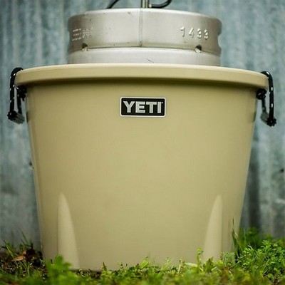 Yeti Large Ice Bucket