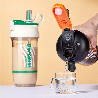 Shaking Cup with Wire Ball Protein Powder Shaker