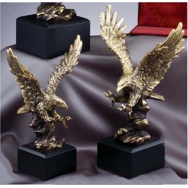 Elegant Gold Landing Eagle - Small (9.75" Tall)