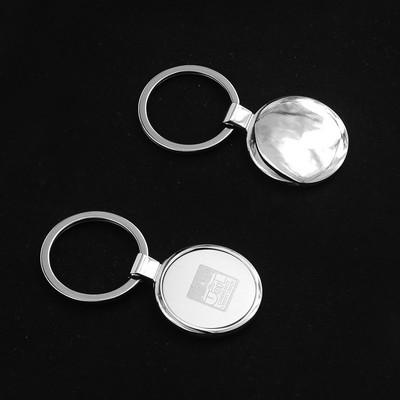 Scenesetter Circular Metal Key Chain