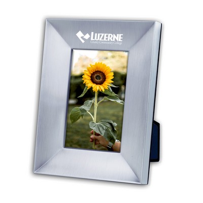 Classy Metal Frame with Brushed Pewter Finish (4"x6" Photo)