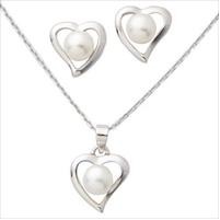 Jilco Inc. Heart Shaped Pearl Earring & Necklace Set